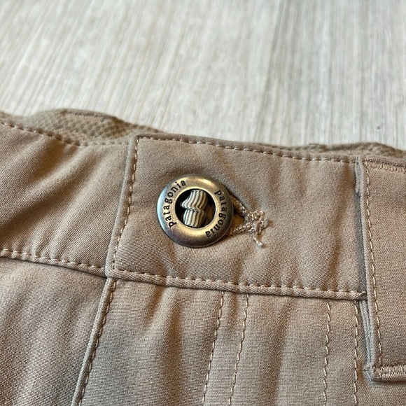 Patagonia Women's Tan Shorts Size 0 - Picture 5 of 8